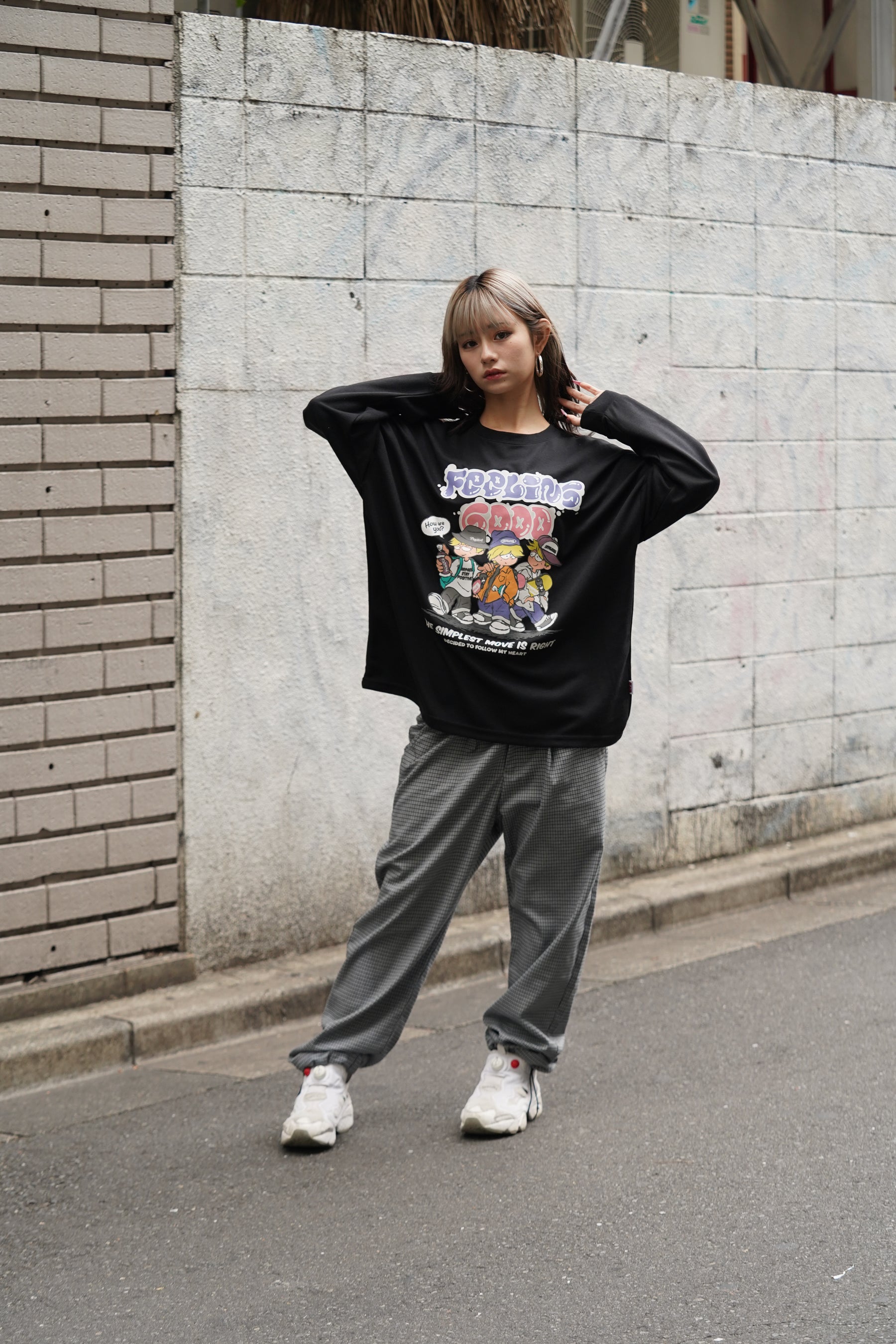 ロゴ+3人組BOYS綿タッチダンボールTシャツ