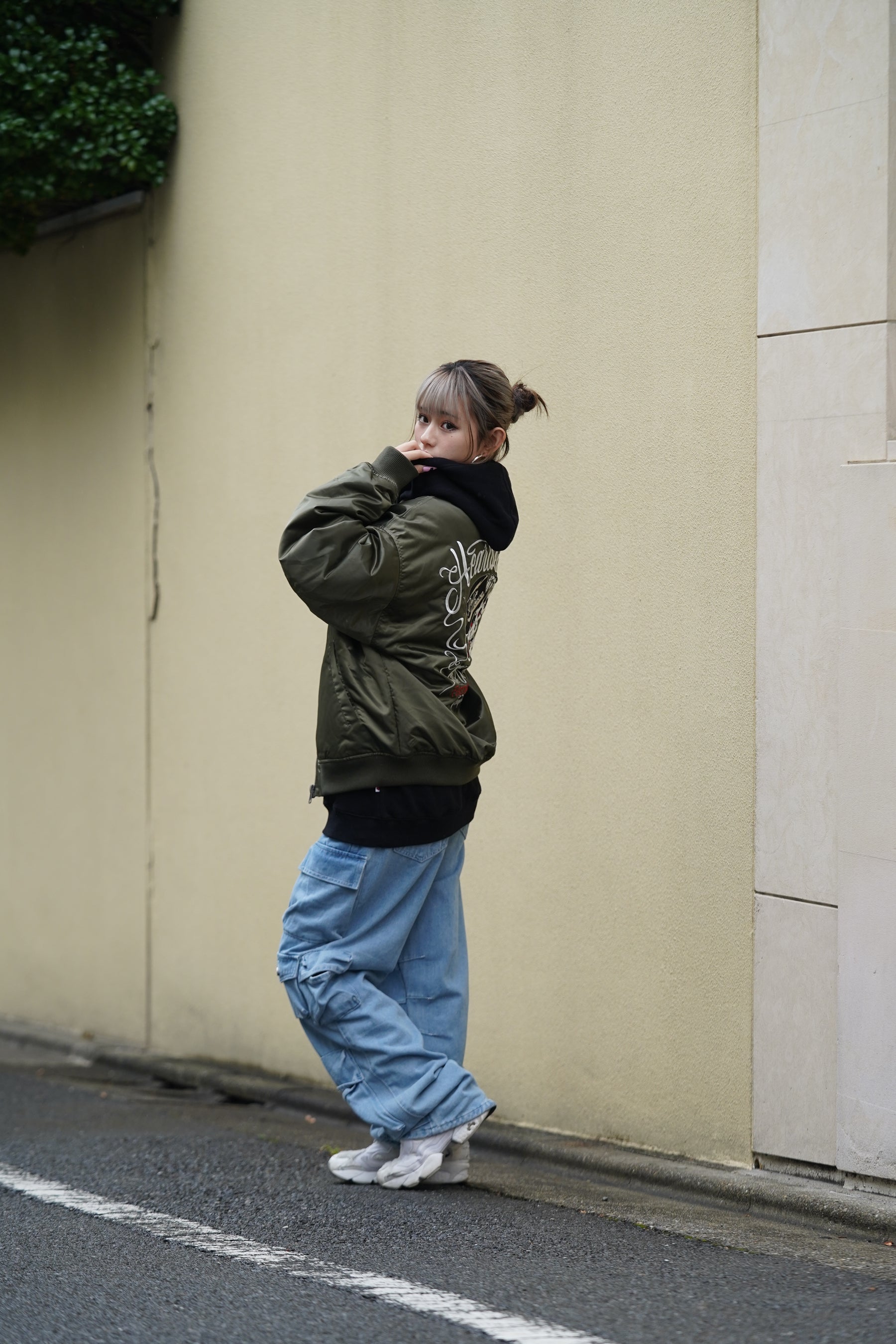 ヘビーツイルMA-1刺繍ブルゾン