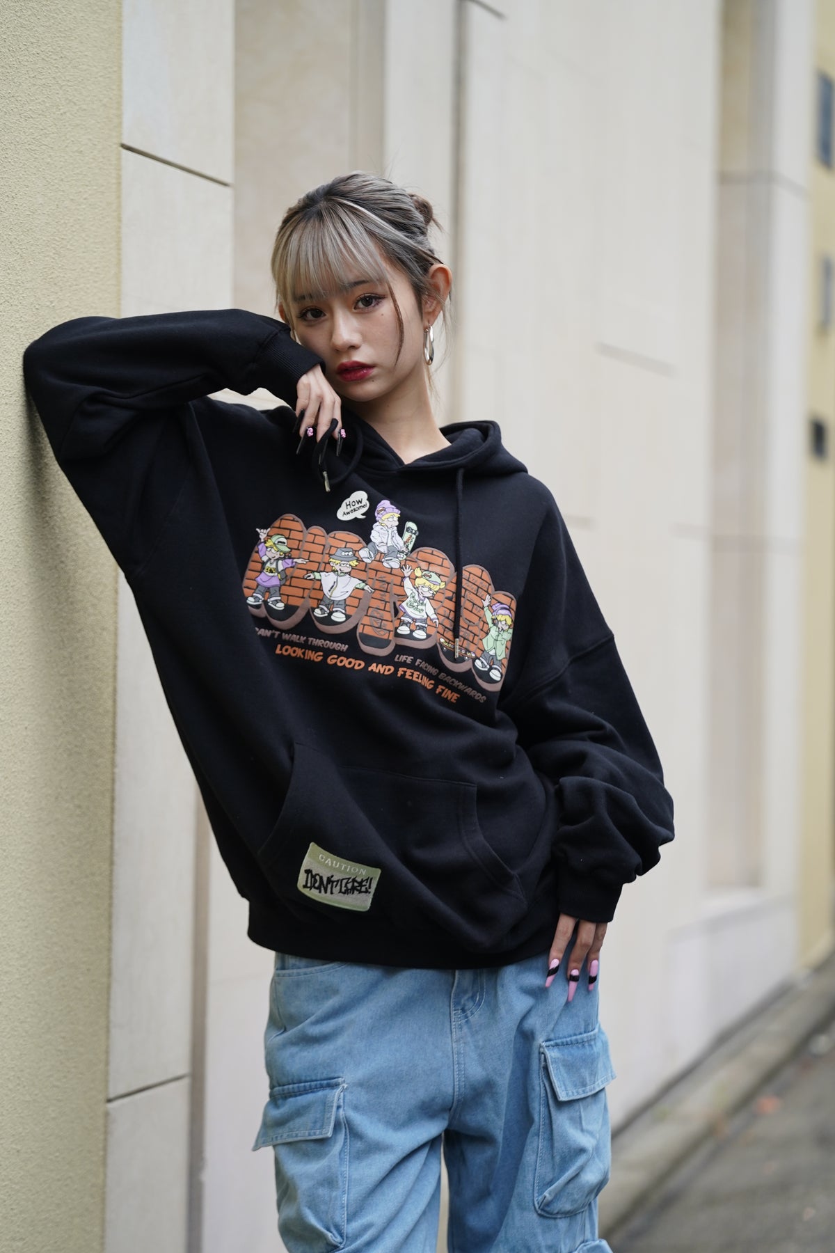 裏起毛レンガロゴイラストプルパーカ