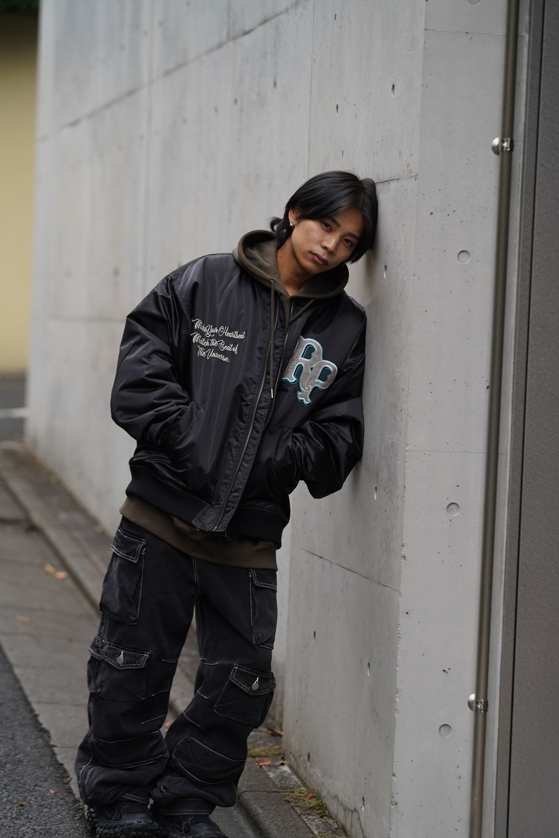 ヘビーツイルMA-1刺繍ブルゾン