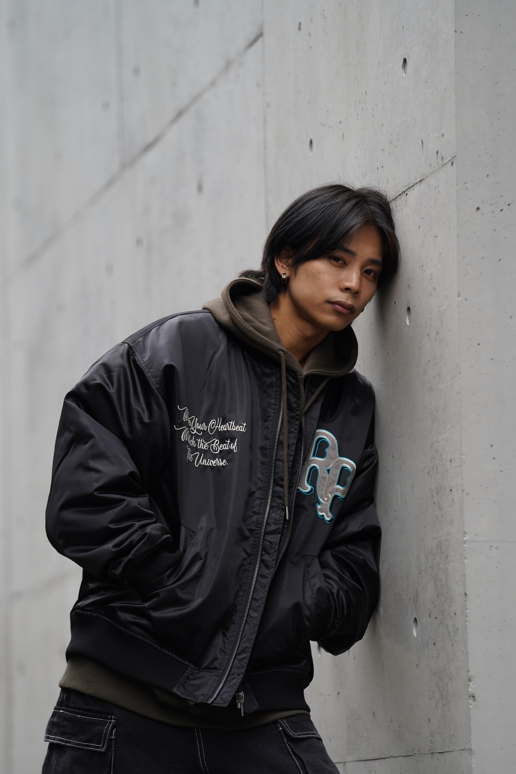 ヘビーツイルMA-1刺繍ブルゾン