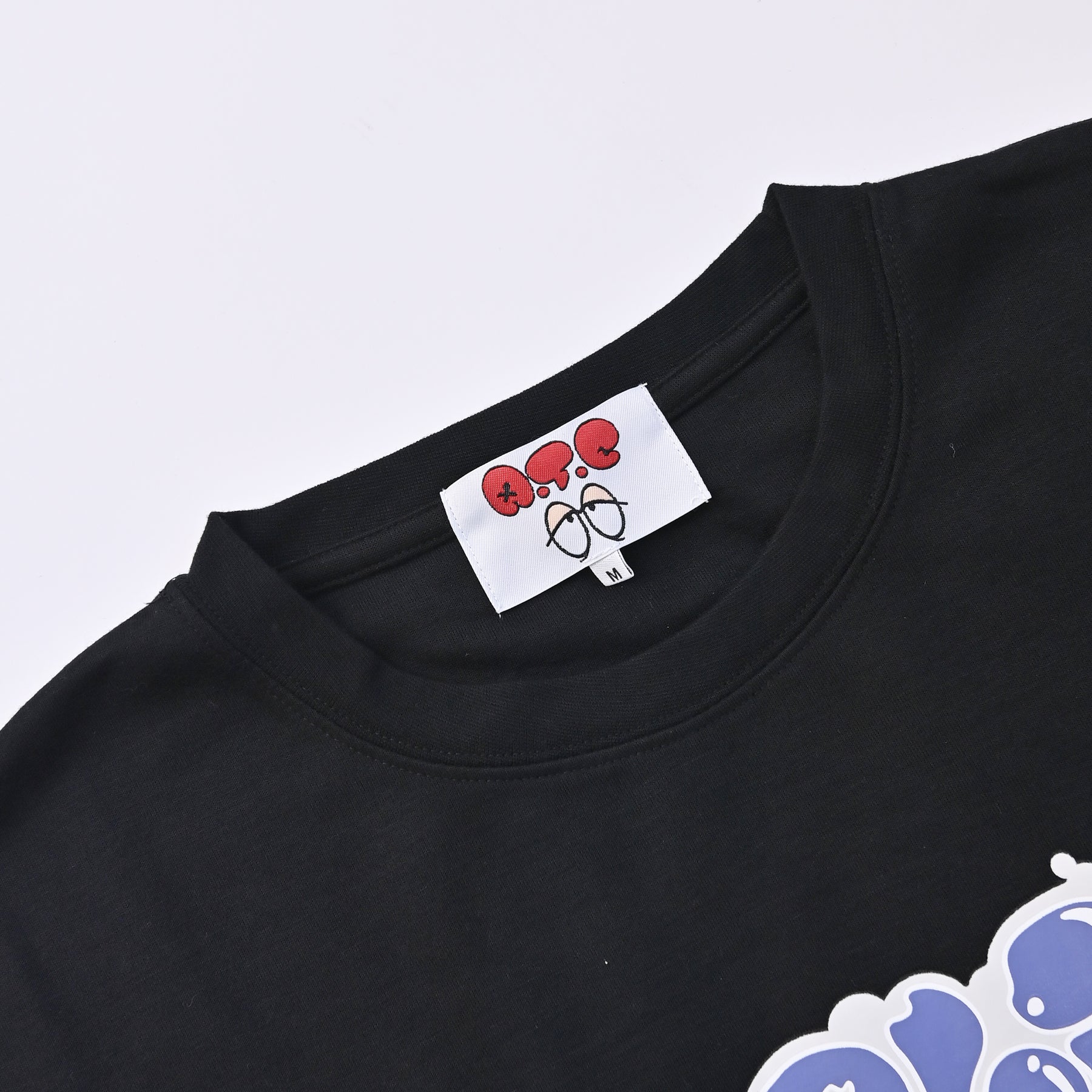 ロゴ+3人組BOYS綿タッチダンボールTシャツ