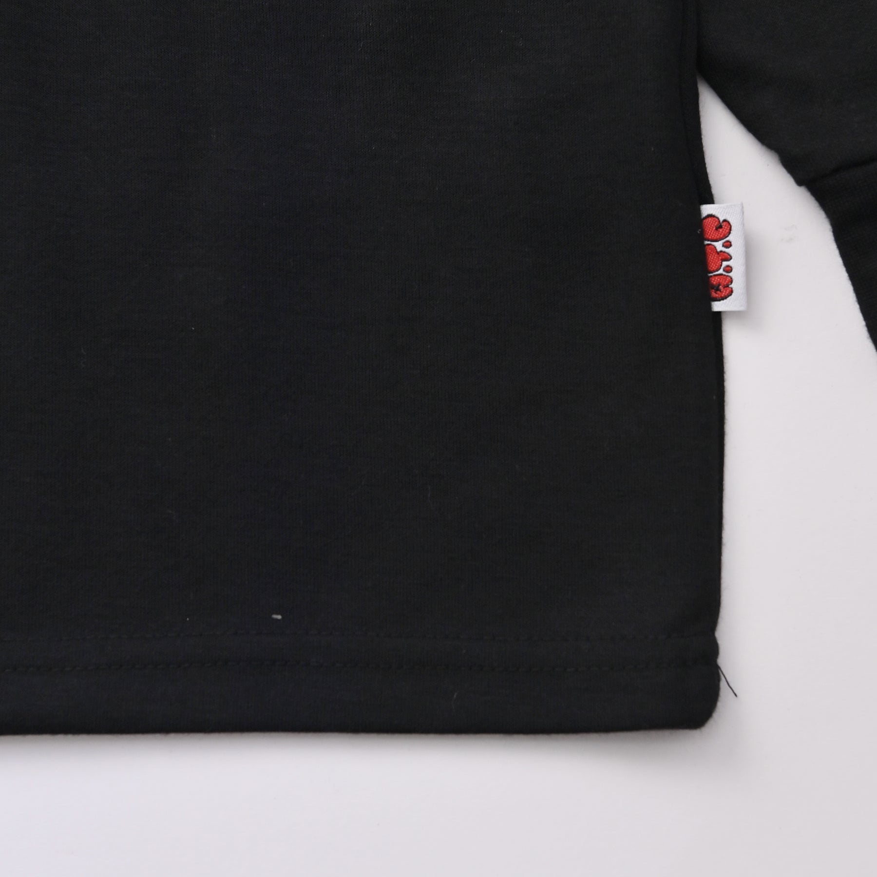 ロゴ+3人組BOYS綿タッチダンボールTシャツ