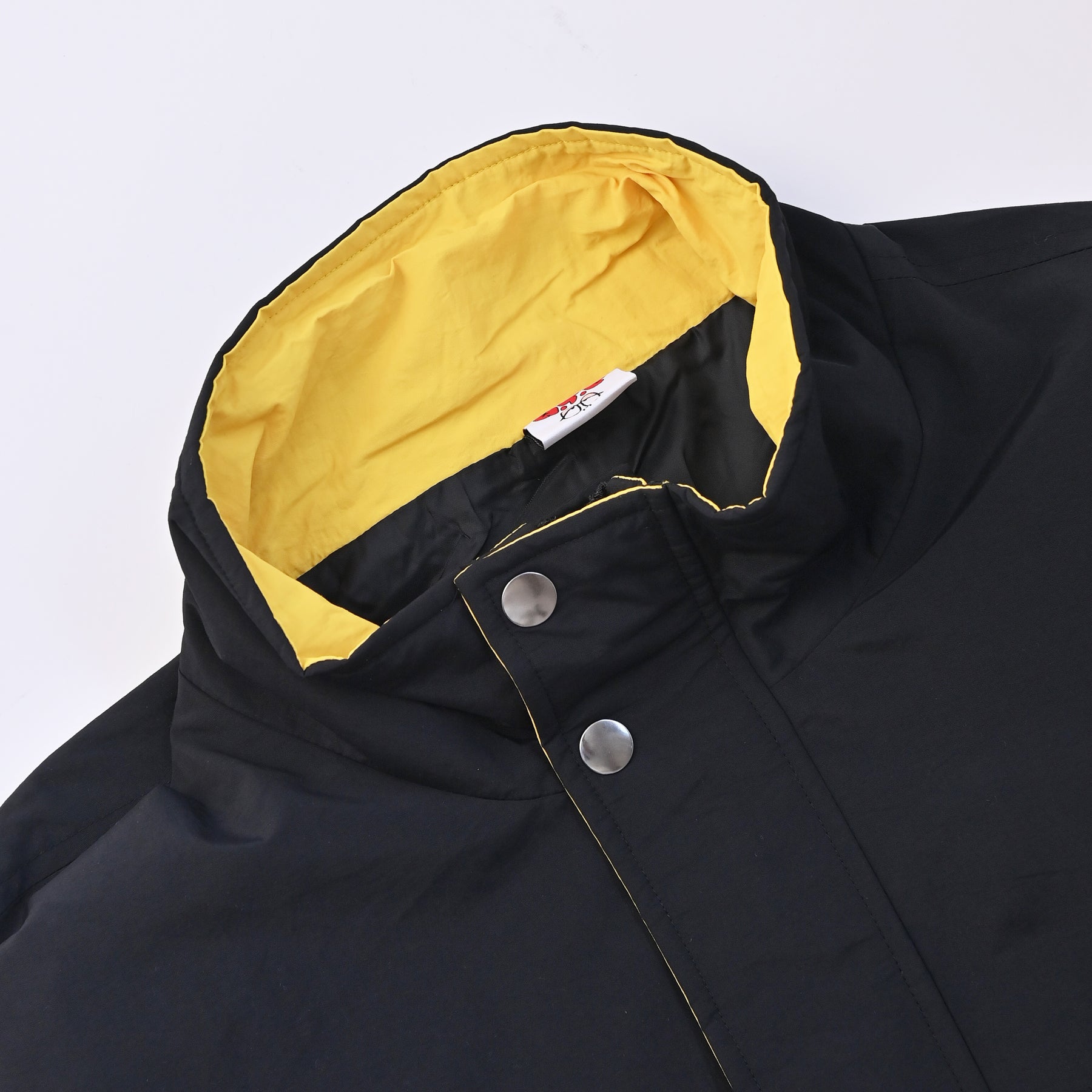 タスラン裏コーティングウインドブレーカー