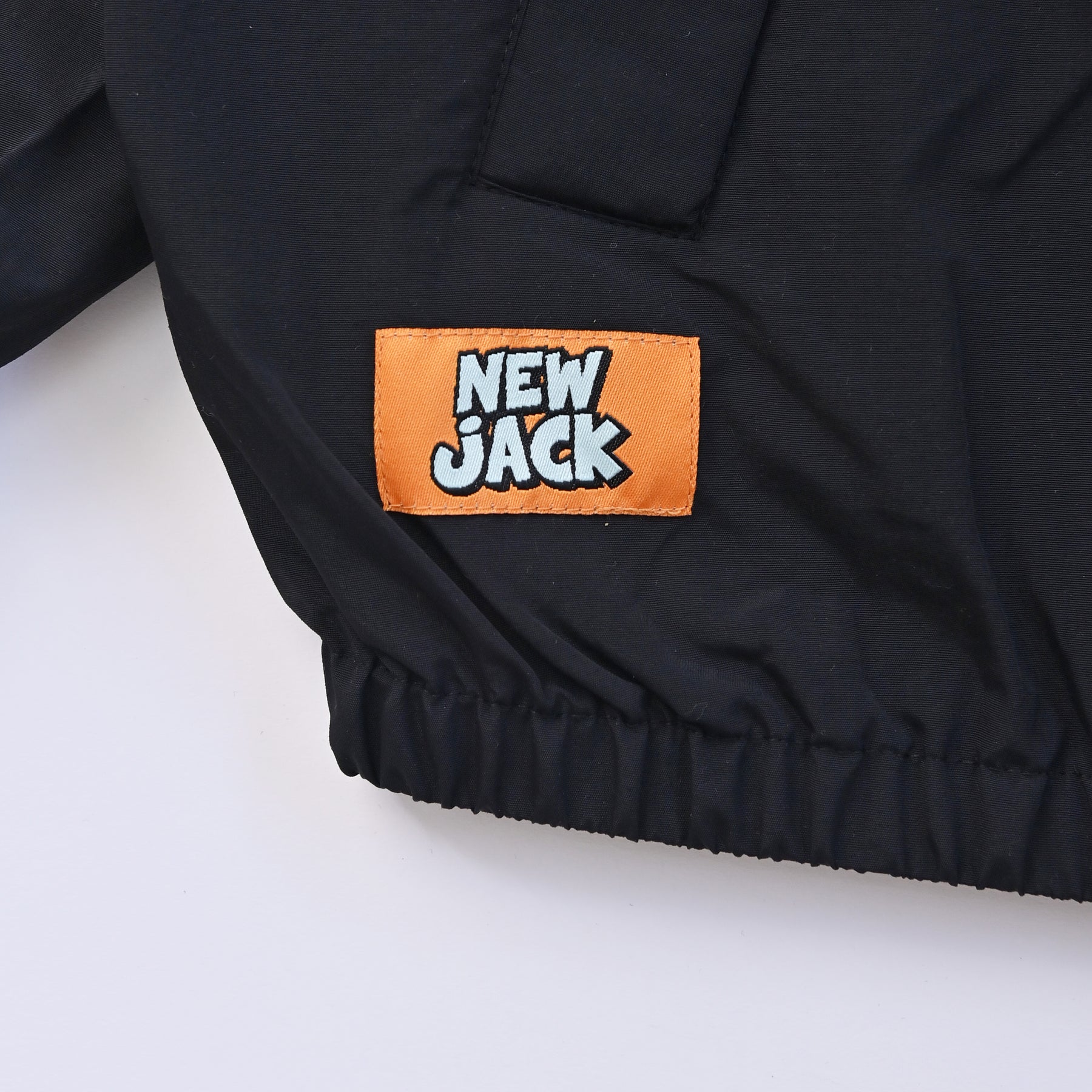 タスラン裏コーティングウインドブレーカー