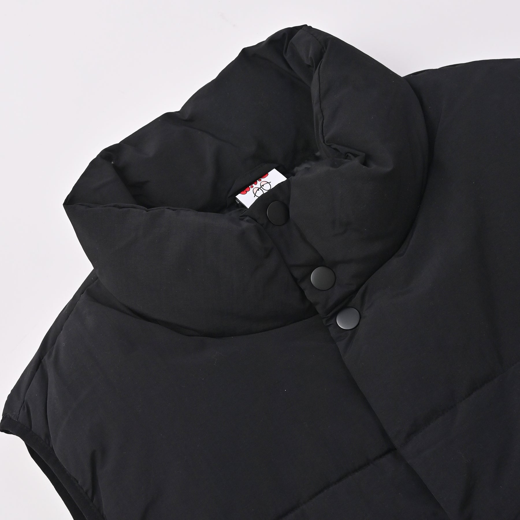 タスラン裏コーティング中綿ベスト