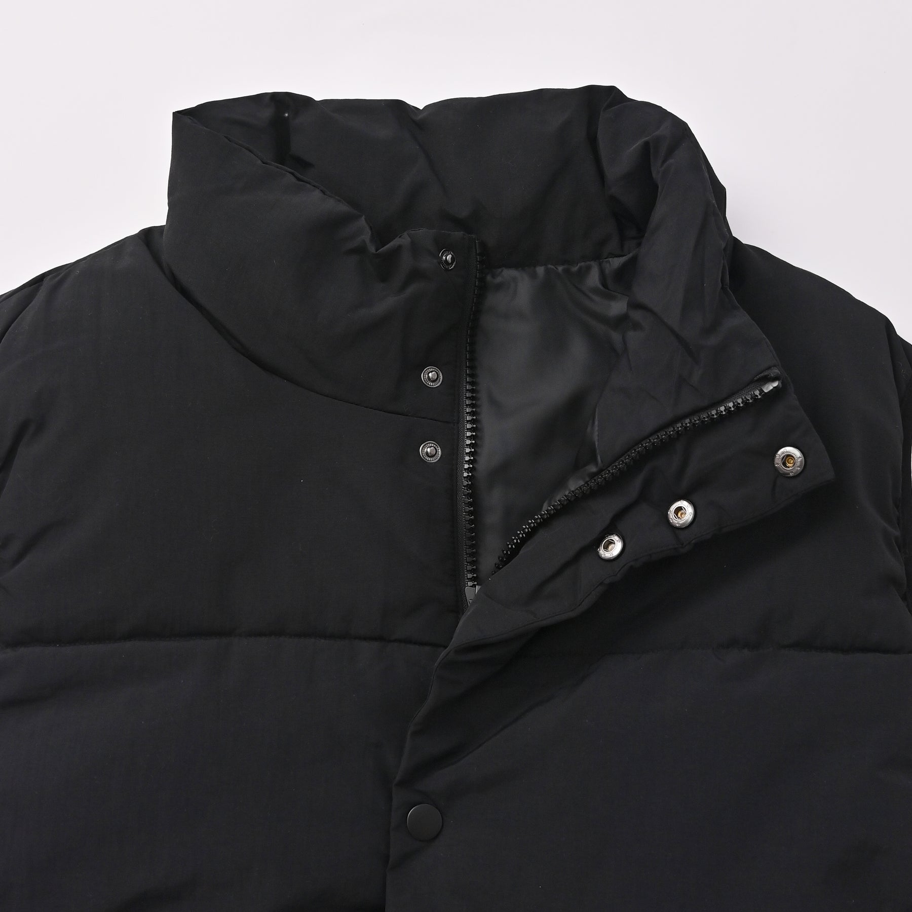 タスラン裏コーティング中綿ベスト