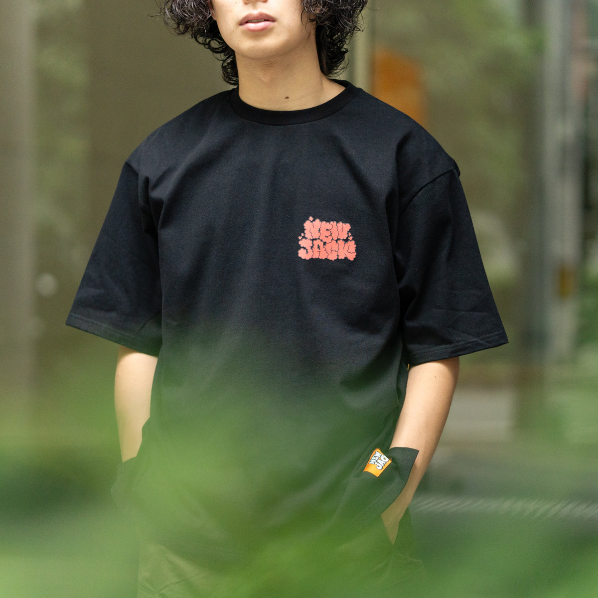 NEW JACK 相良刺繍スプレーロゴ半袖Tシャツ(NJ252-2186)