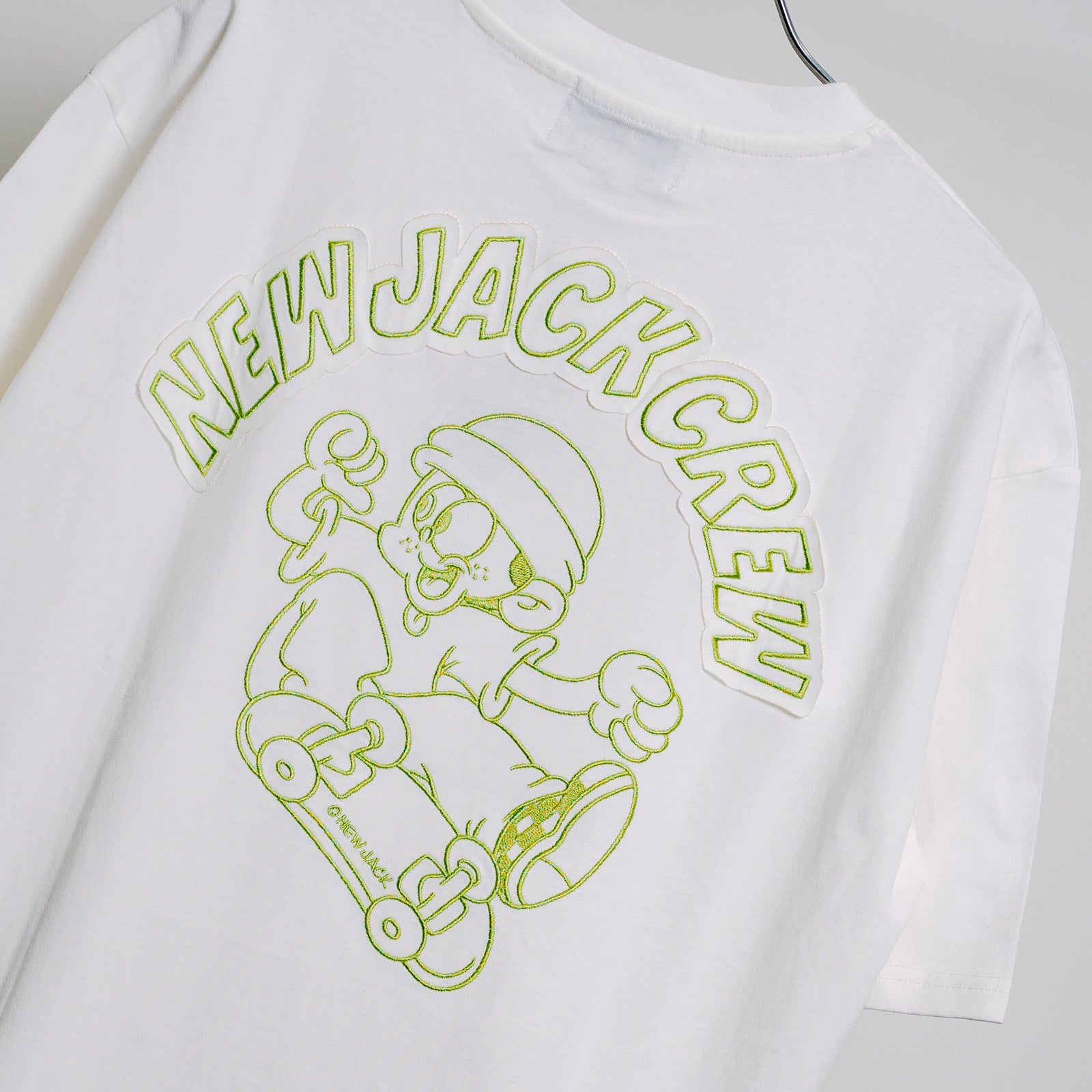 NEW JACK BOB SKATEBOARD アウトライン刺繍半袖シャツ(NJ252-2216)