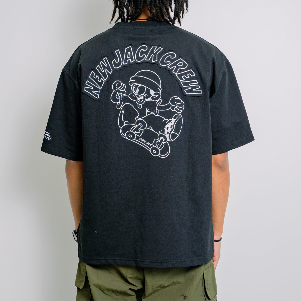 NEW JACK BOB SKATEBOARD アウトライン刺繍半袖Tシャツ(NJ252-2216)