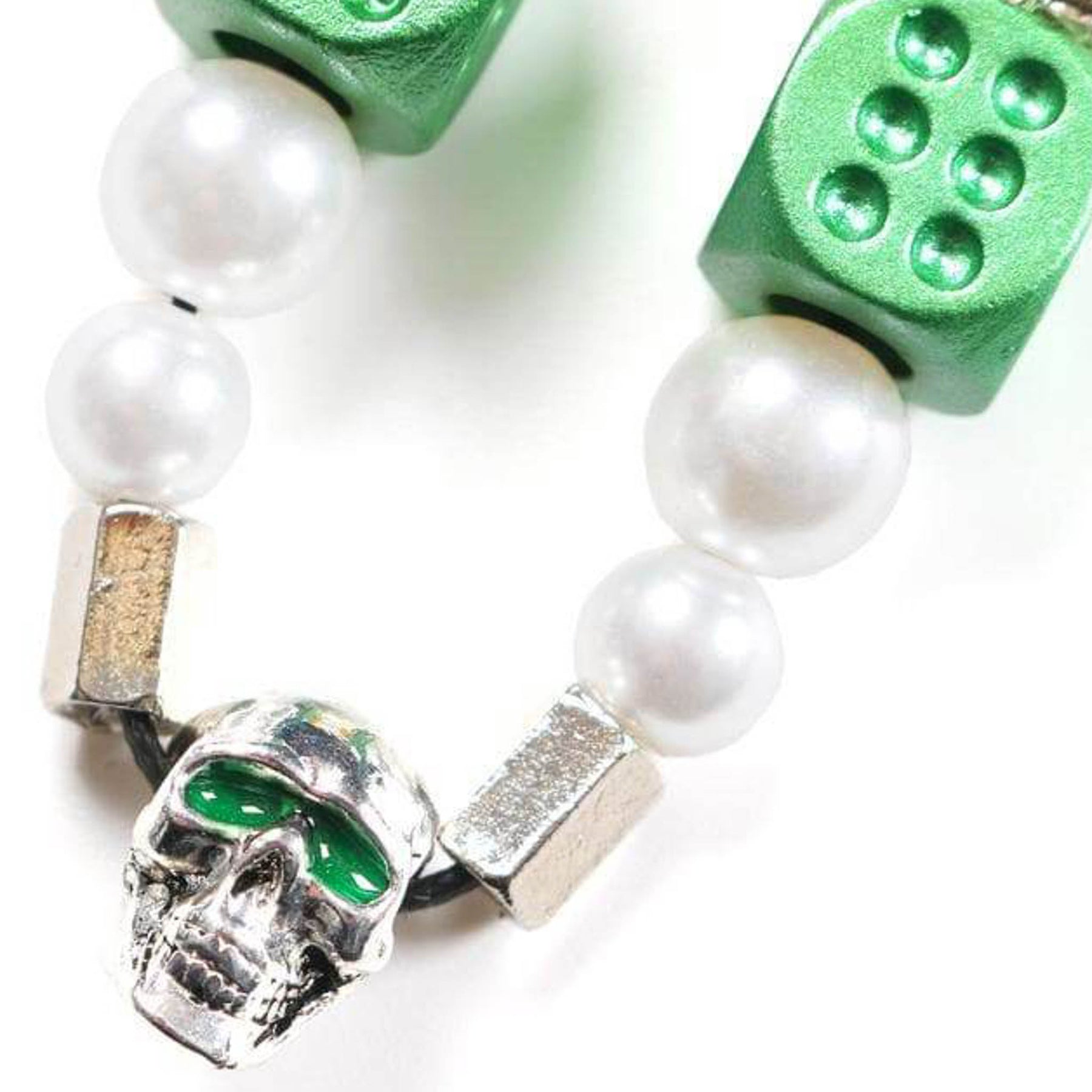 *EVAE+ Pearl Smiley Necklace