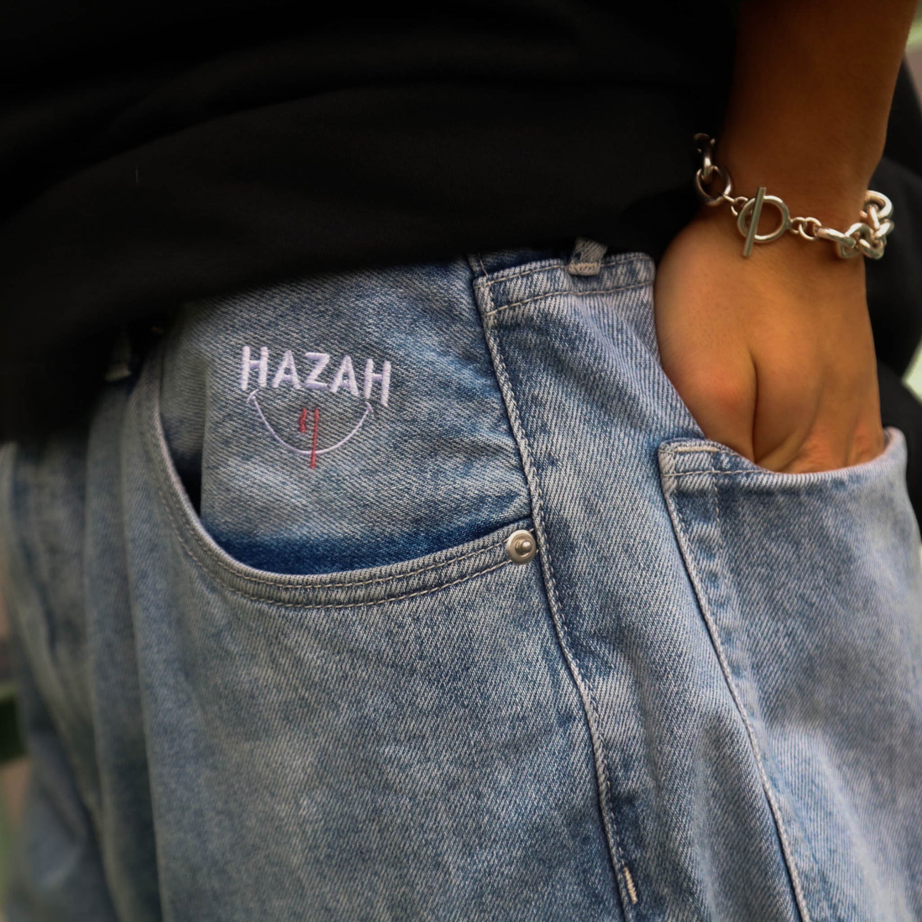 WIDE SILHOUETTE DENIM PANTS