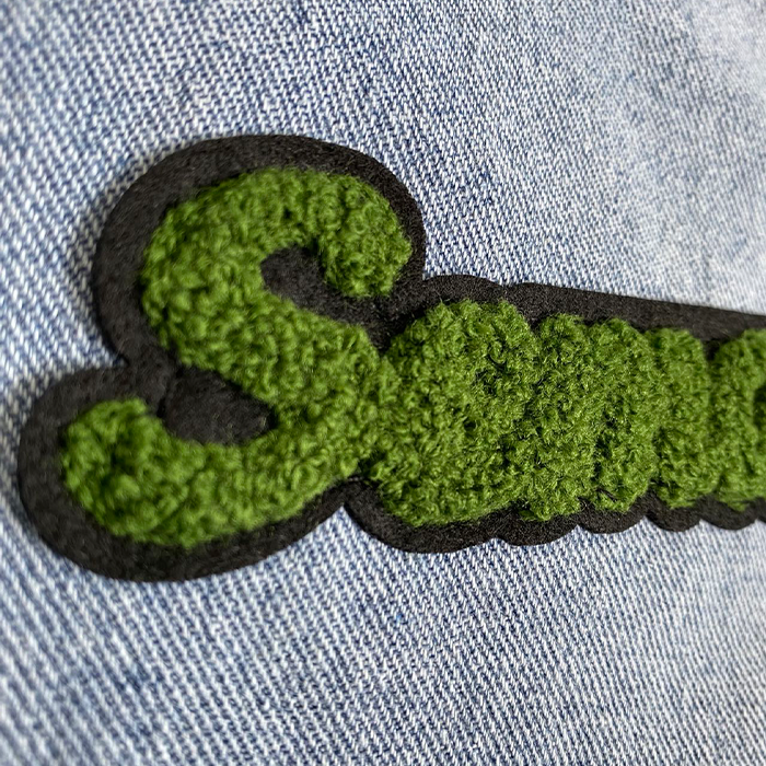 EMBROIDERY DENIM PANTS