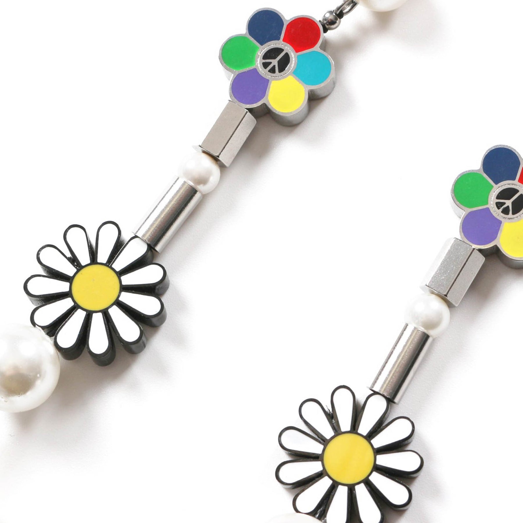 SALUTE FLOWER ANARCHY NECKLACE