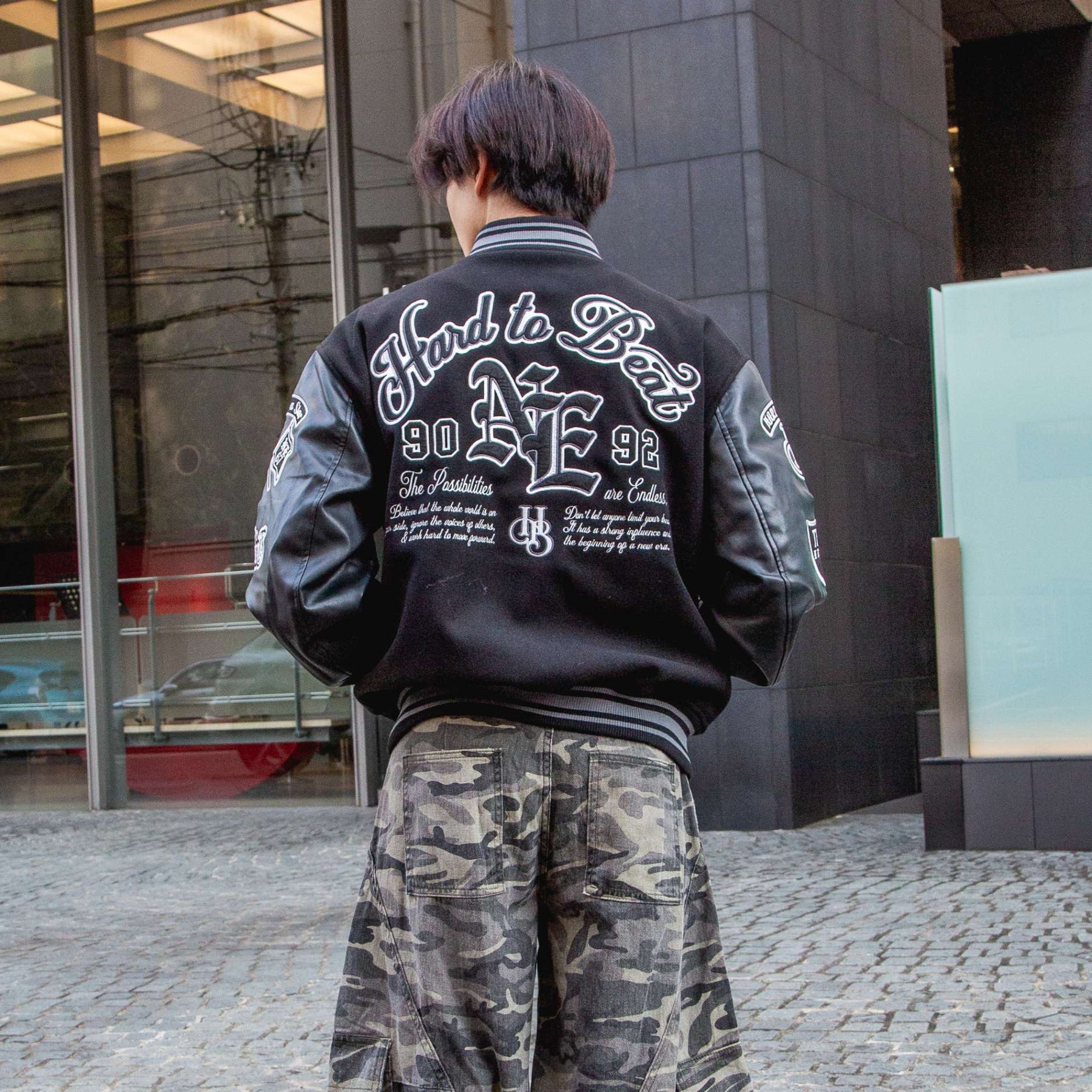 リブ襟ドット釦フェイクメルトン袖PUスタジアムブルゾン（254-2047）