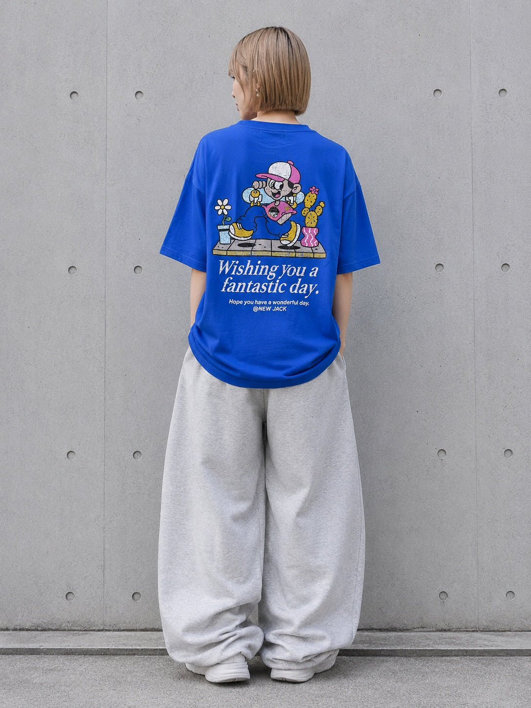 NEW JACK 缶バッジ付き掠れプリント 半袖Tシャツ(NJ262-2776)